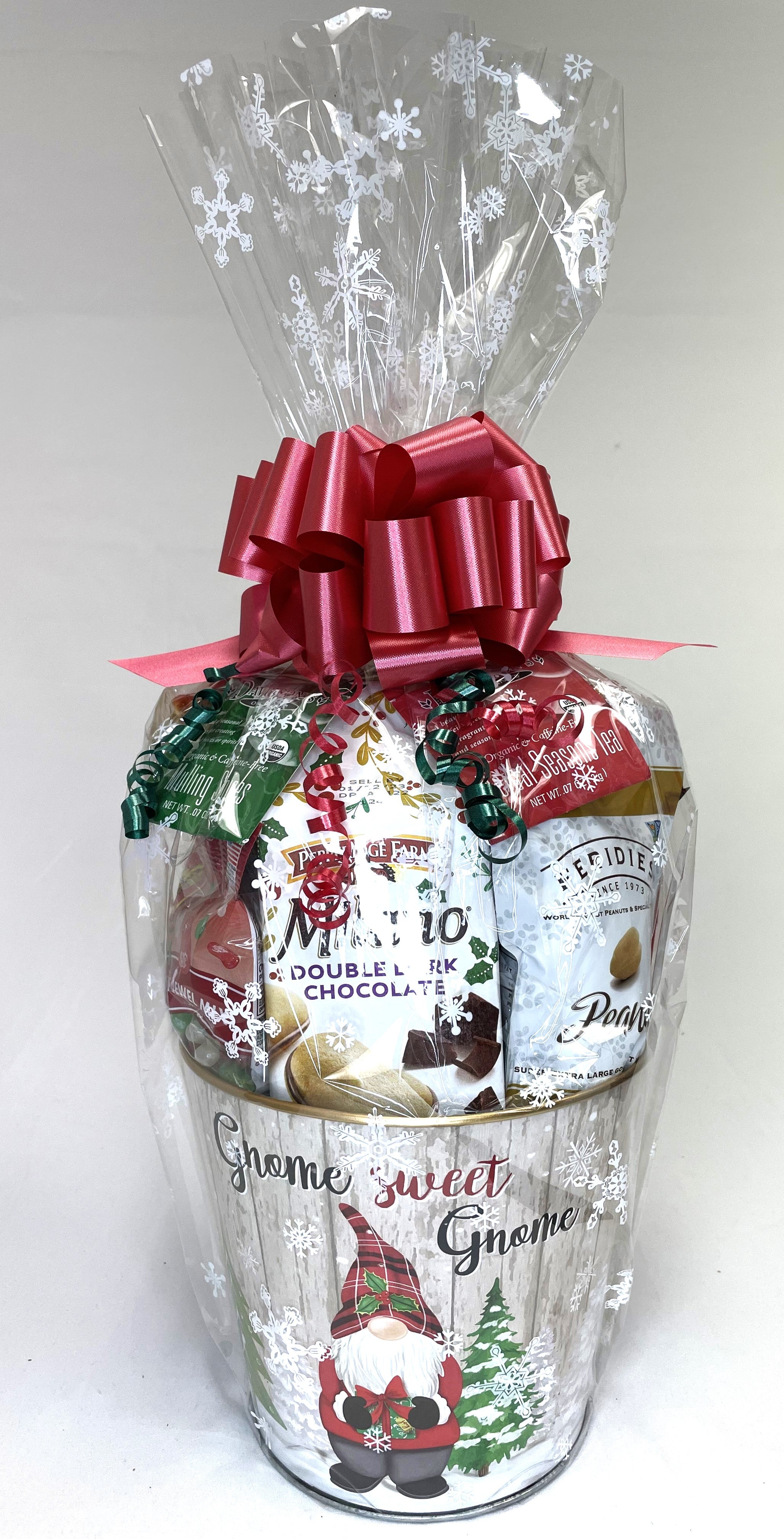 Small Gnome Holiday Baskets