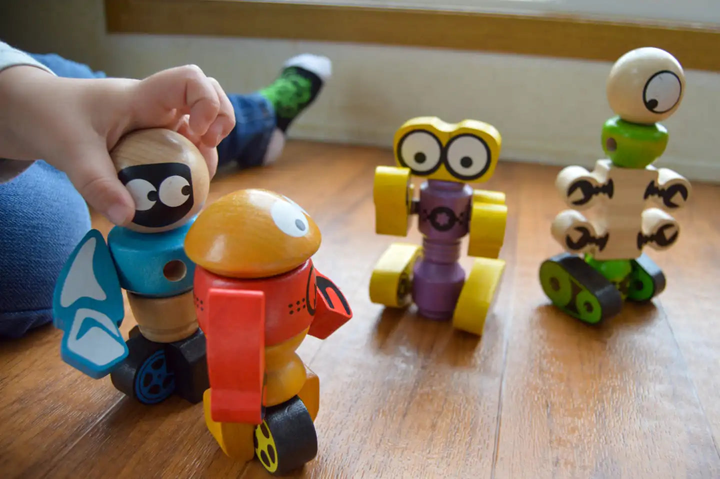 Tinker Totter Robots - Eco-Friendly Wooden Building Set for Kids Ages 3+