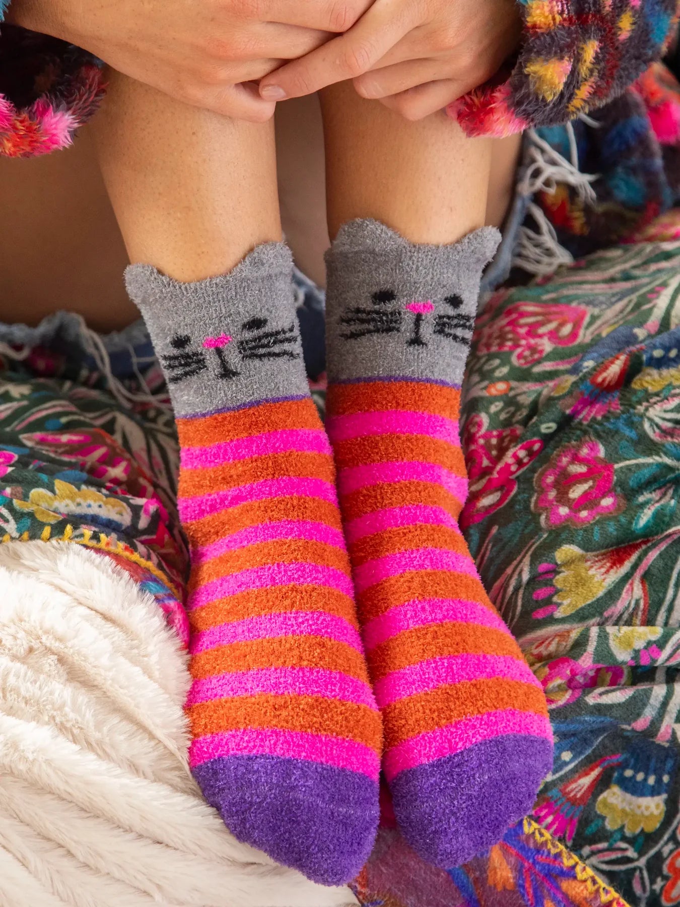 Natural Life - Hot Pink Cat Cozy Socks
