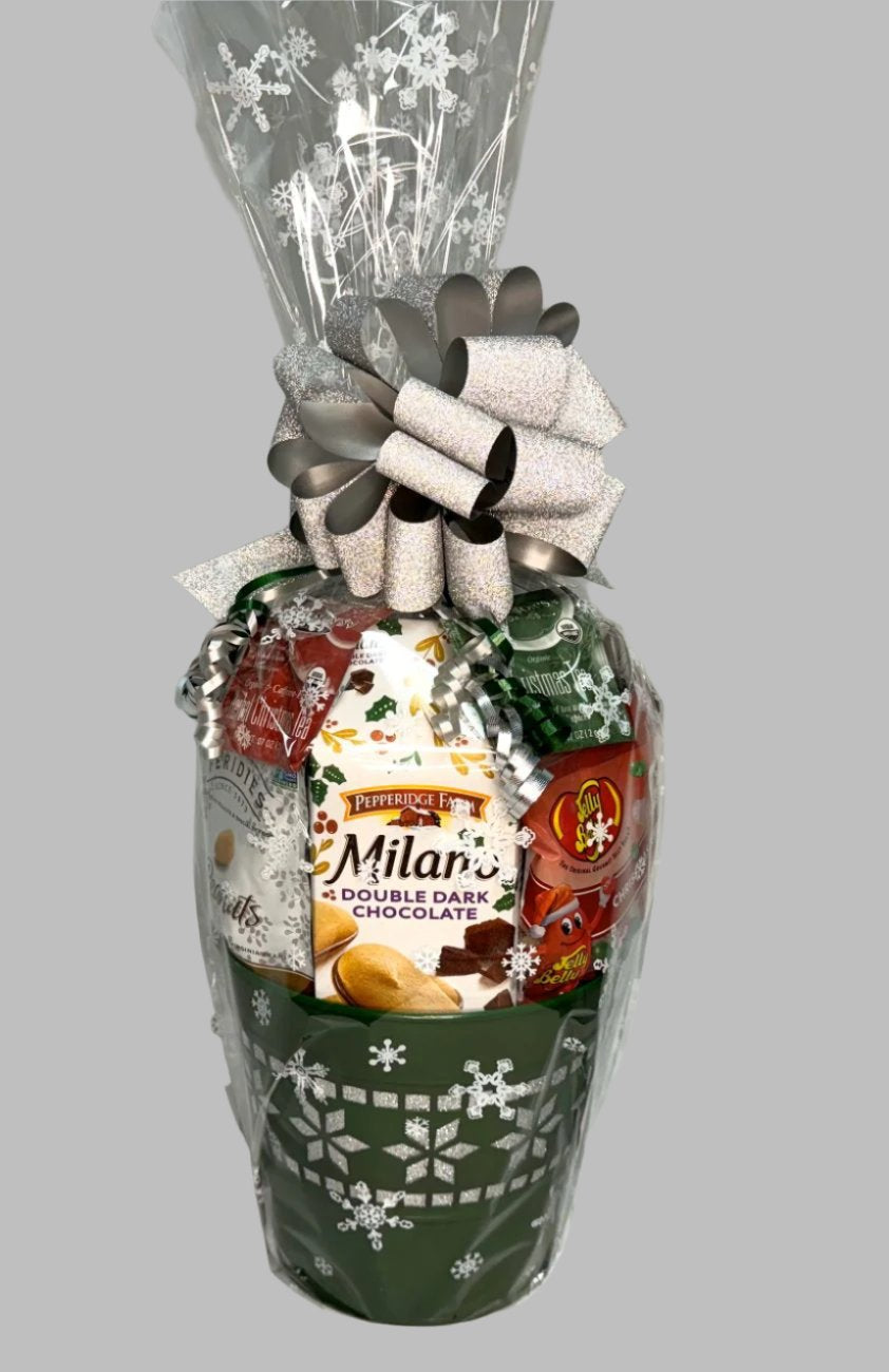 Small Green Holiday Gift Basket