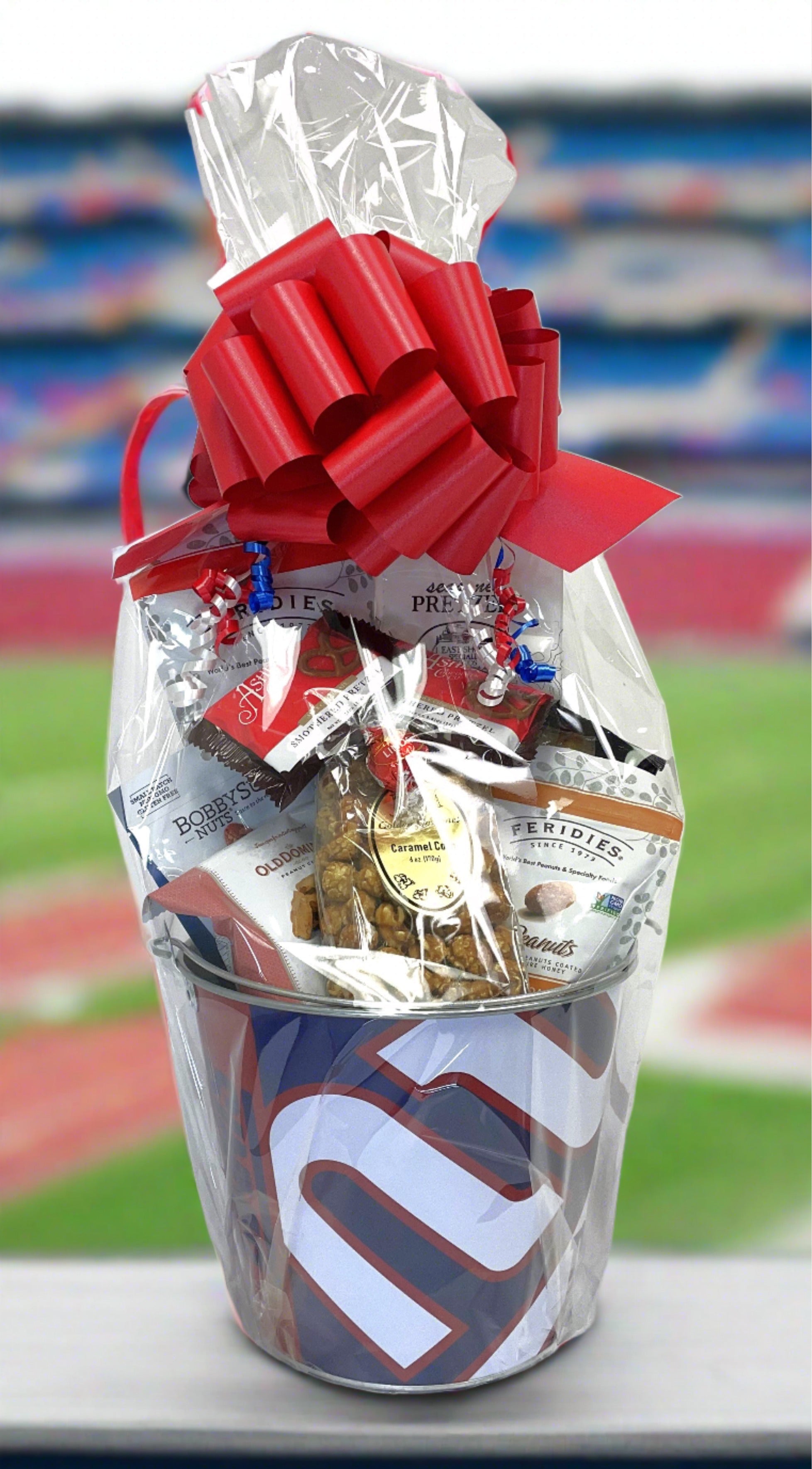 New York Giants Gift Basket - Limited Quantities