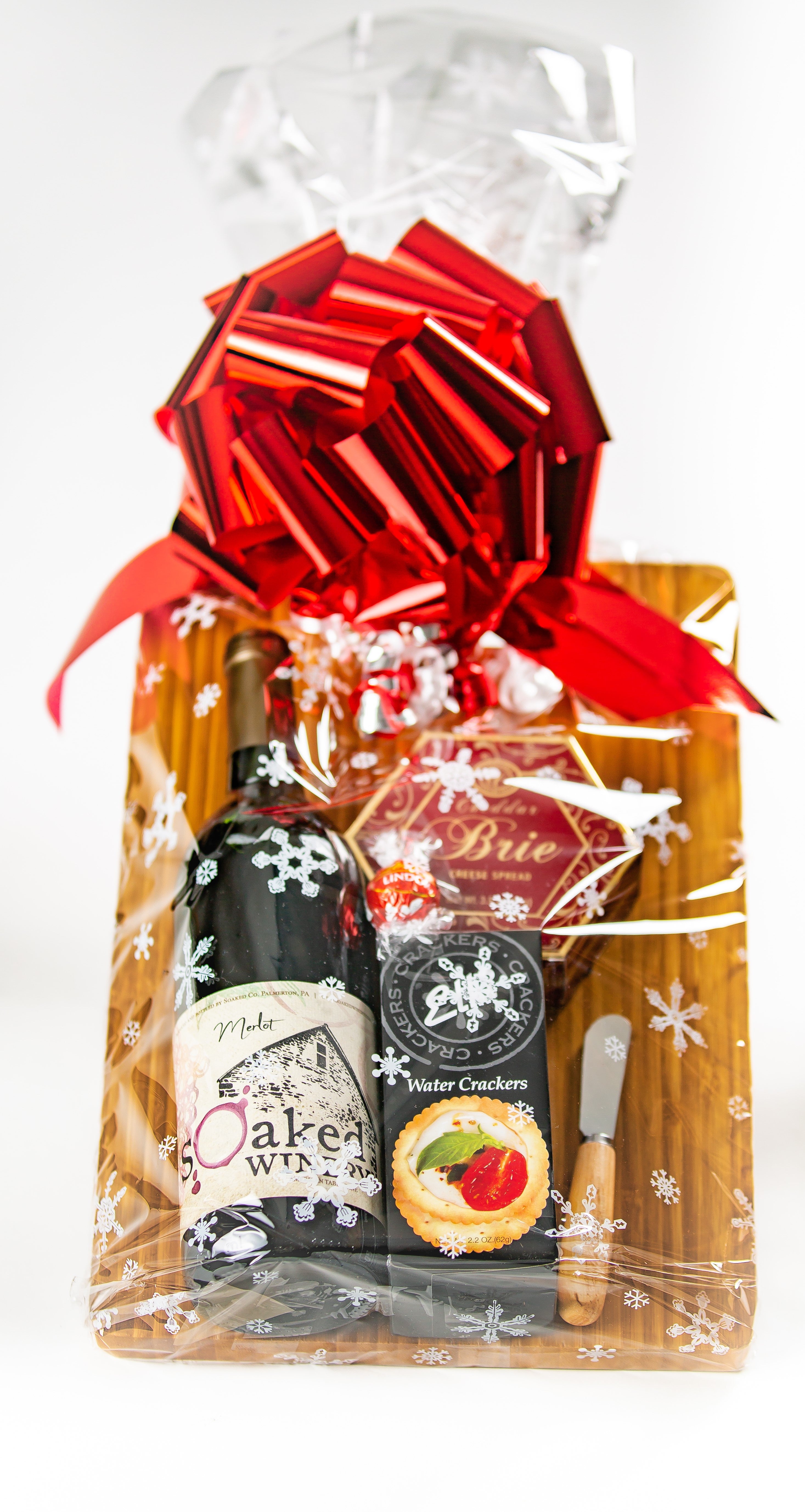 Enter to win a Holiday Kitchen Gift Basket!